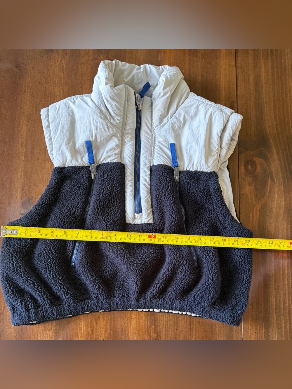 Free People FP Movement Journey Fleece Vest in Navy & Grey Size Small - Picture 8 of 8